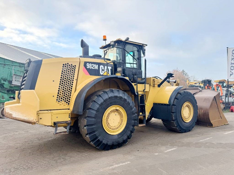 Cat 982M - Weighing System / Central Greasing - Chargeuse sur pneus: photos 5 Cat 982M - Weighing System / Central Greasing - Chargeuse sur pneus: photos 5