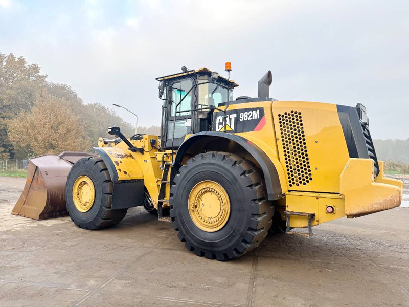 Cat 982M - Weighing System / Central Greasing - Chargeuse sur pneus: photos 3 Cat 982M - Weighing System / Central Greasing - Chargeuse sur pneus: photos 3