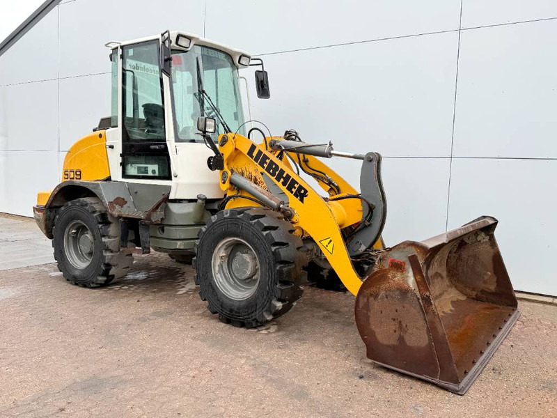Chargeuse sur pneus Liebherr L509 Stereo - German Machine / Automatic Greasing: photos 7