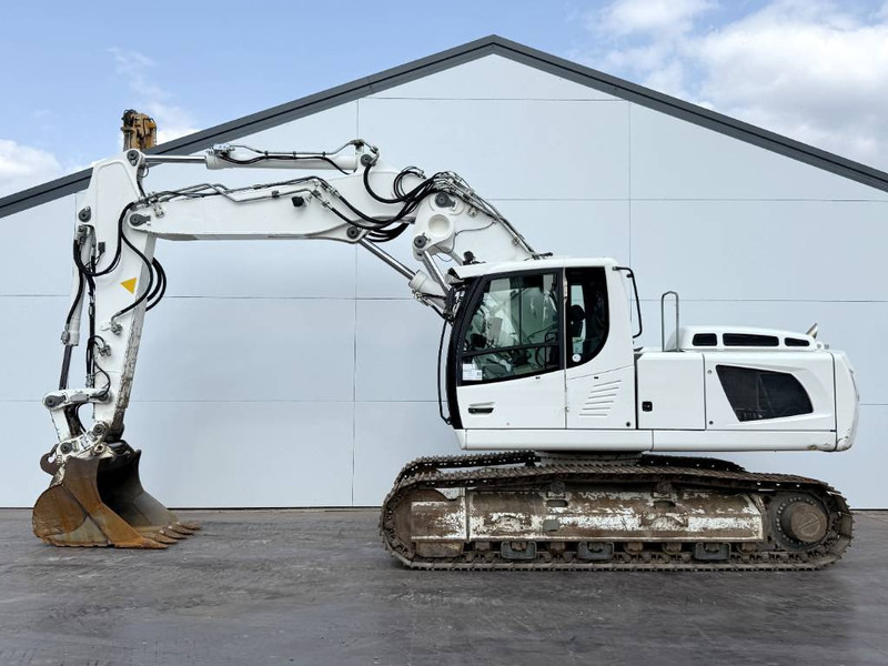 Liebherr R906LC - Weight System / Triple Boom / Loadrite - Pelle sur chenille: photos 1 Liebherr R906LC - Weight System / Triple Boom / Loadrite - Pelle sur chenille: photos 1