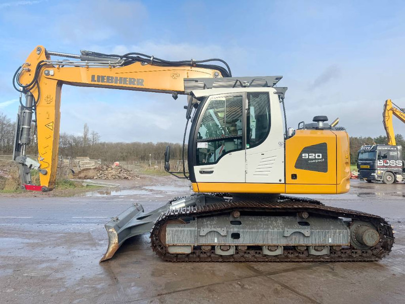 Liebherr R920LC Compact - German Machine / Only 1975 Hours! - Pelle sur chenille: photos 1 Liebherr R920LC Compact - German Machine / Only 1975 Hours! - Pelle sur chenille: photos 1