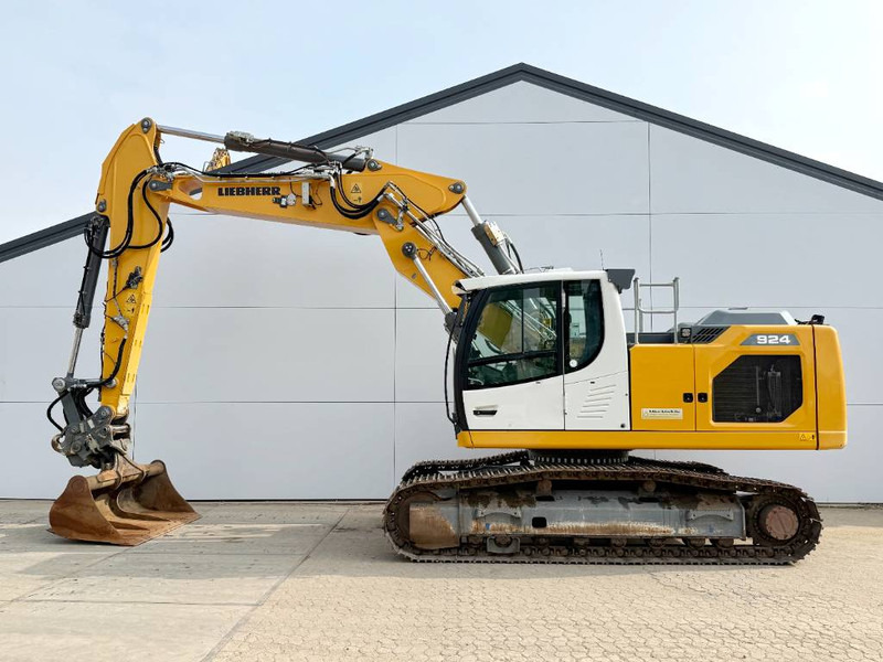 Liebherr R924LC - Likufix / German Machine / Triple Boom - Pelle sur chenille: photos 1 Liebherr R924LC - Likufix / German Machine / Triple Boom - Pelle sur chenille: photos 1