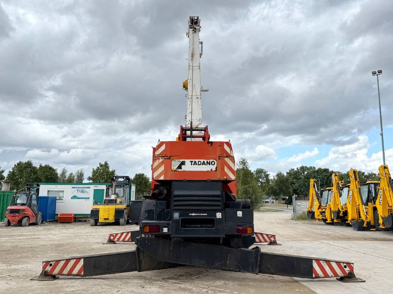 Tadano TR300E-1 - 4 Wheel Steering / 28.1m Boom + 12m Jib - Grue automotrice lente: photos 5 Tadano TR300E-1 - 4 Wheel Steering / 28.1m Boom + 12m Jib - Grue automotrice lente: photos 5
