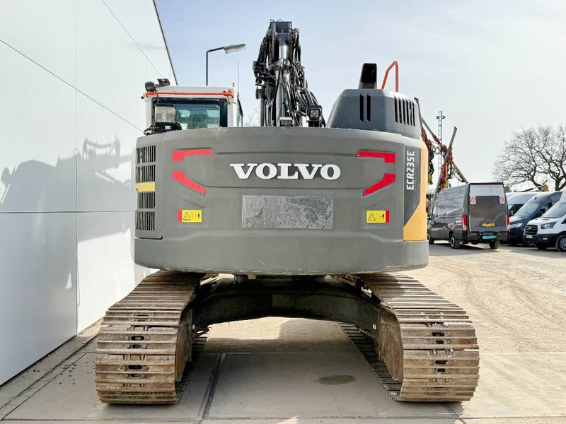 Volvo ECR235EL - Triple Boom / 2 Buckets Included - Pelle sur chenille: photos 4 Volvo ECR235EL - Triple Boom / 2 Buckets Included - Pelle sur chenille: photos 4
