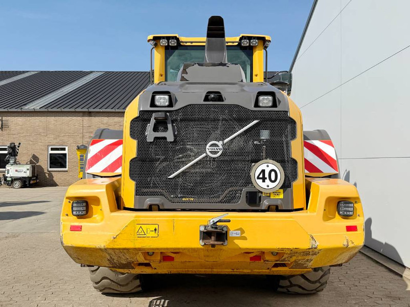 Volvo L110H - German Machine / High-tip Bucket / 3rd Fun - Chargeuse sur pneus: photos 5 Volvo L110H - German Machine / High-tip Bucket / 3rd Fun - Chargeuse sur pneus: photos 5