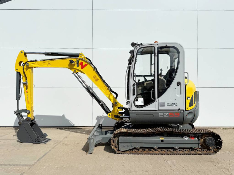 WACKER NEUSON EZ53 Zero Tail - Load Indicator / Closed Cab / AC - Mini pelle: photos 1 WACKER NEUSON EZ53 Zero Tail - Load Indicator / Closed Cab / AC - Mini pelle: photos 1