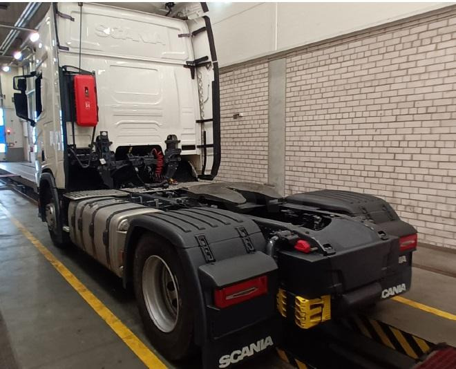 Scania R 450 - Tracteur routier: photos 4 Scania R 450 - Tracteur routier: photos 4