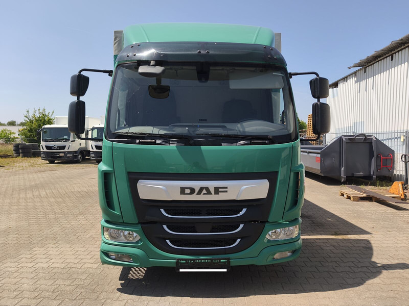 DAF LF 180 FA - Camion à rideaux coulissants: photos 3 DAF LF 180 FA - Camion à rideaux coulissants: photos 3