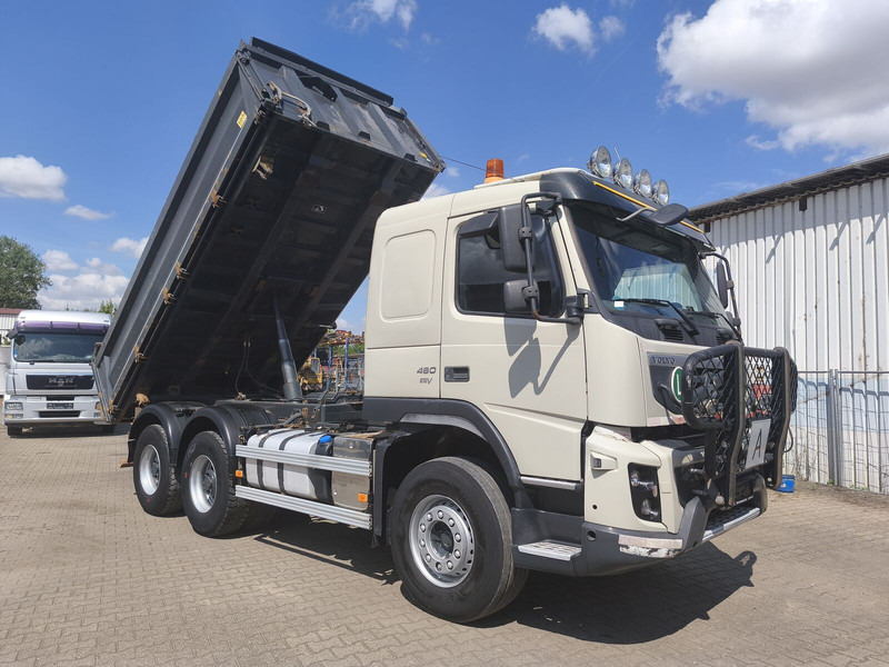 Volvo FMX 460 Meiller Dreiseitenkipper Bordmatik EEV 6x4 AHK (1) - Camion benne: photos 4 Volvo FMX 460 Meiller Dreiseitenkipper Bordmatik EEV 6x4 AHK (1) - Camion benne: photos 4