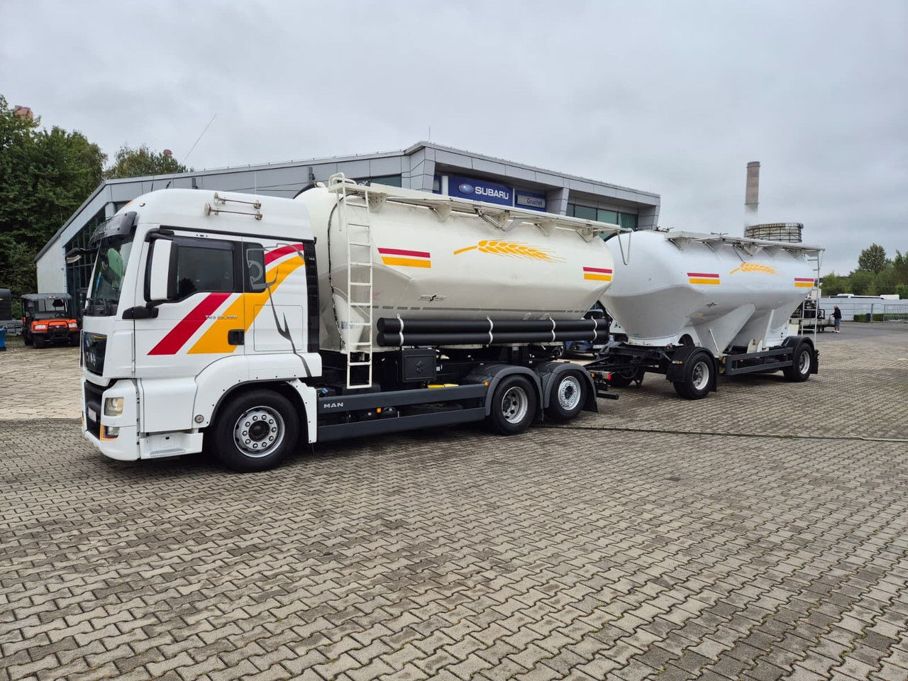 MAN TGS 26.480 Spritzer / 1 Owner /for transporting bulk materials - Camion: photos 4 MAN TGS 26.480 Spritzer / 1 Owner /for transporting bulk materials - Camion: photos 4