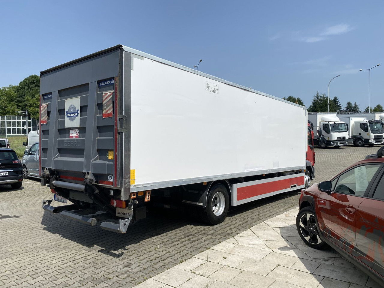 DAF LF 250 E6 AUT / 119TKM / Hulsteins -24 +25 / 18 EP / Serviced - Camion frigorifique: photos 5 DAF LF 250 E6 AUT / 119TKM / Hulsteins -24 +25 / 18 EP / Serviced - Camion frigorifique: photos 5