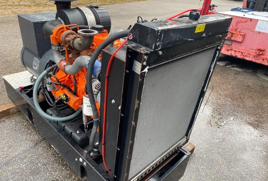 Diversen ECP34 2S4 - Iveco Engine,126kVA,New oils, filters, Mecc Alte ECP34 2S4 - Groupe électrogène: photos 5 Diversen ECP34 2S4 - Iveco Engine,126kVA,New oils, filters, Mecc Alte ECP34 2S4 - Groupe électrogène: photos 5