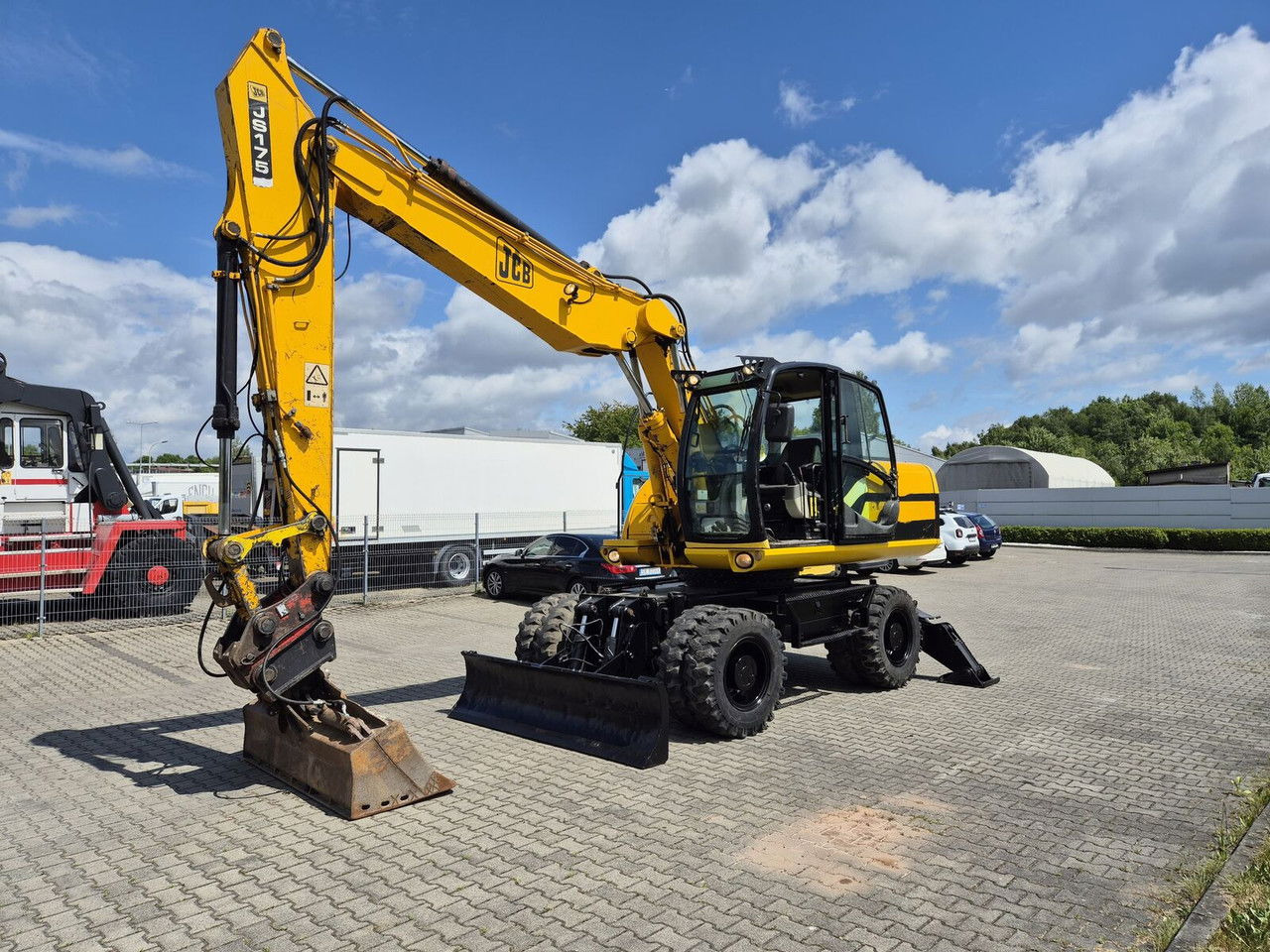 JCB JS 175 W / 18000MTH / 1 Owner / Serviced - Pelle sur pneus: photos 1 JCB JS 175 W / 18000MTH / 1 Owner / Serviced - Pelle sur pneus: photos 1