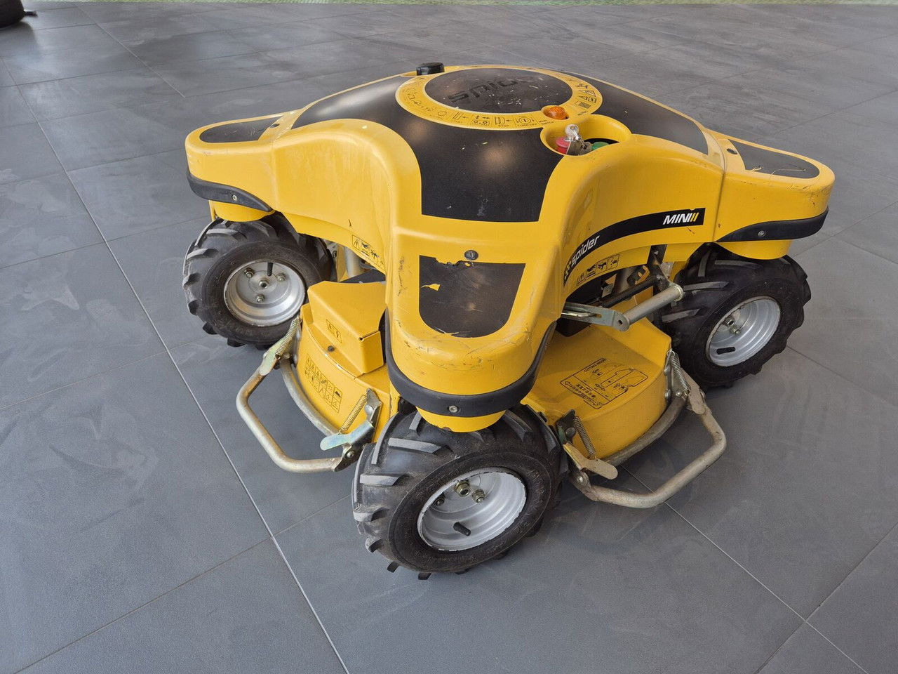 Spider MINI Mini Spider II / 4X4 / NEW Service / Works Great - Motofaucheuse: photos 5 Spider MINI Mini Spider II / 4X4 / NEW Service / Works Great - Motofaucheuse: photos 5