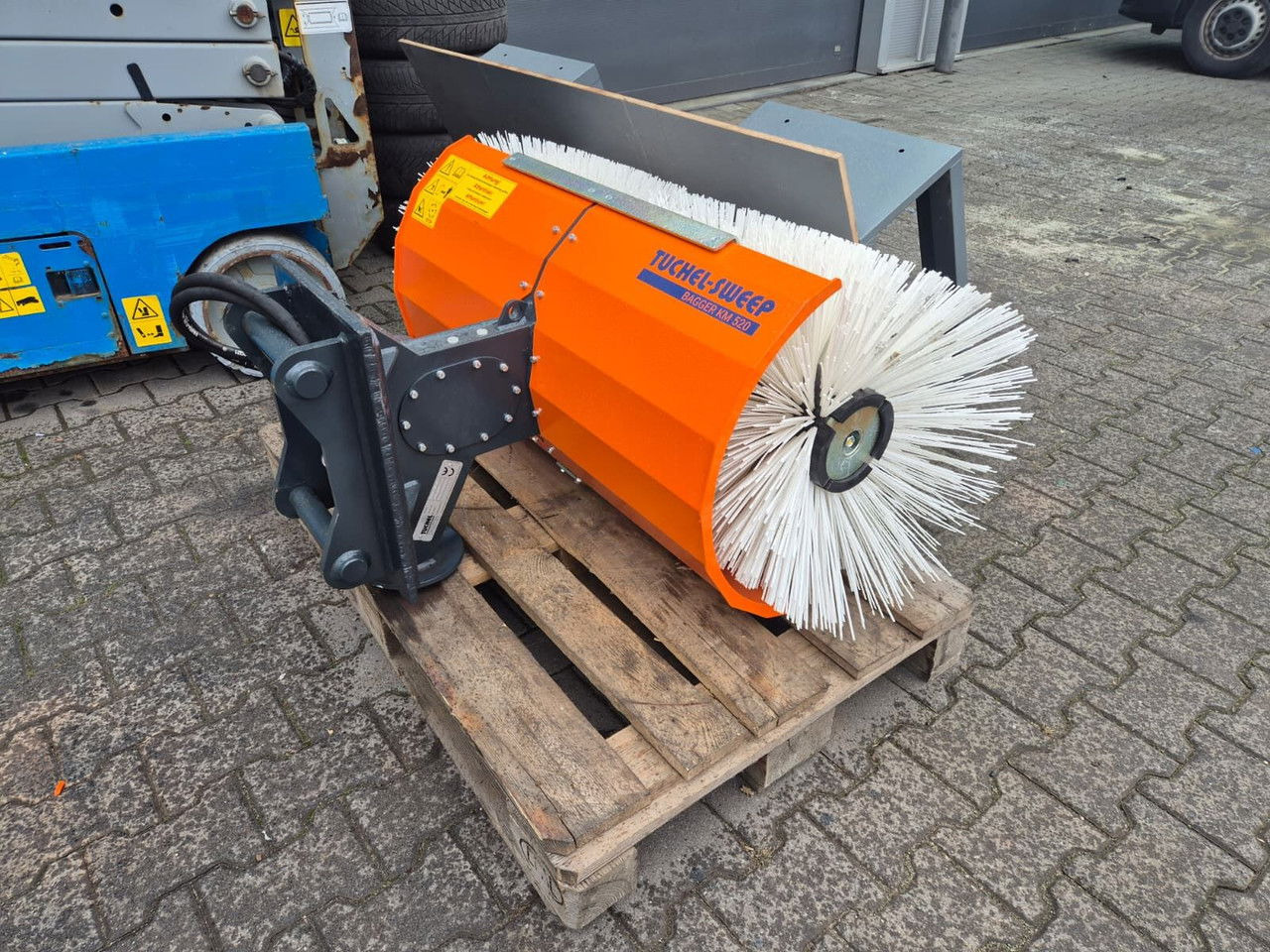 Tuchel Sweep Bagger KM 520 / NEW - Brosse: photos 1 Tuchel Sweep Bagger KM 520 / NEW - Brosse: photos 1