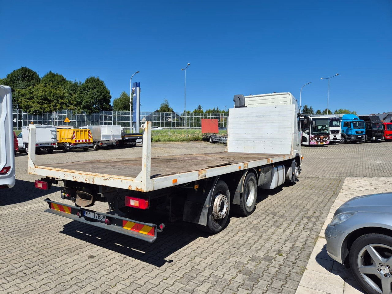 Camion plateau Volvo FM 420 1 Owner / Cheap/ After service: photos 6
