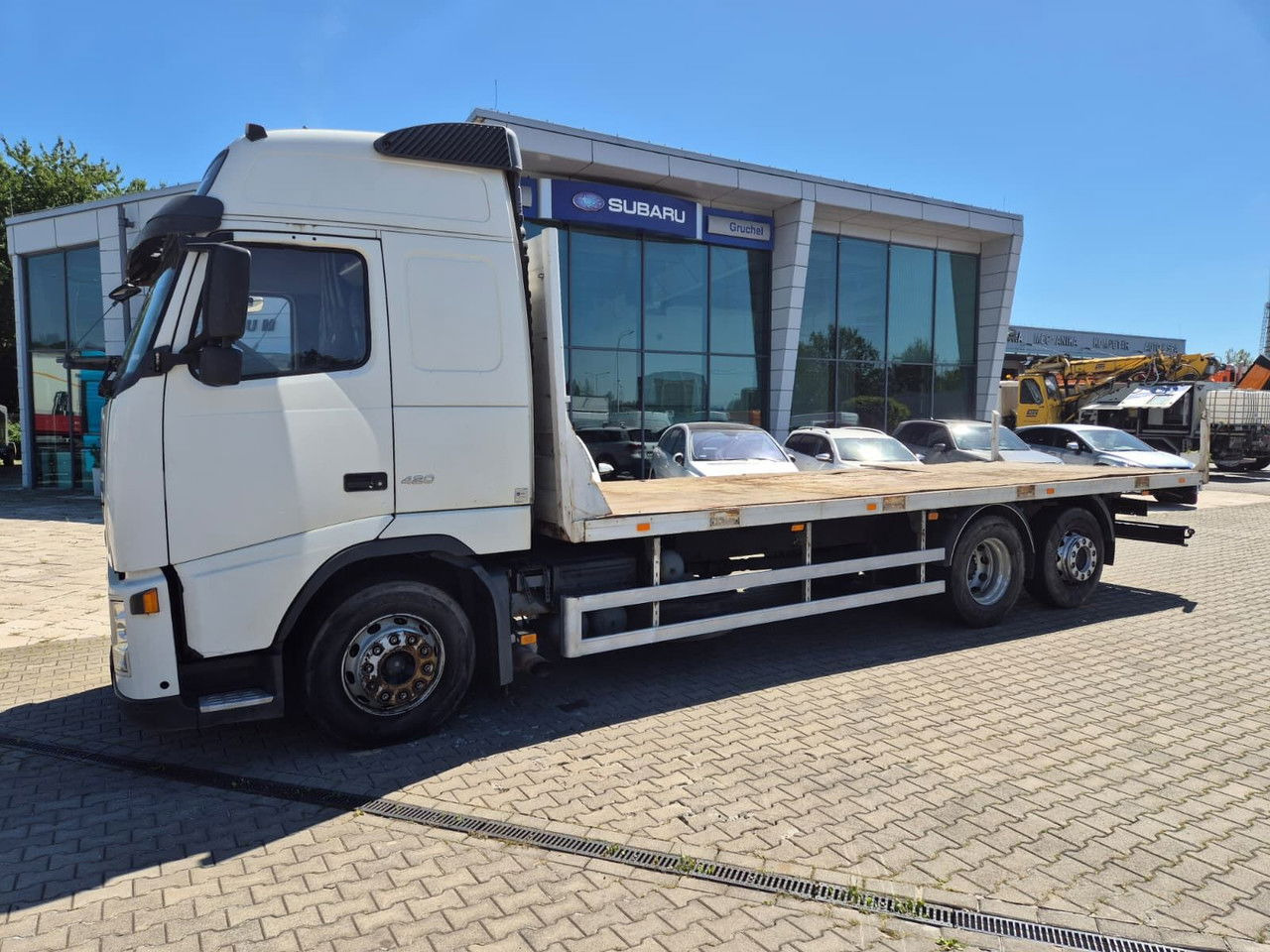 Camion plateau Volvo FM 420 1 Owner / Cheap/ After service: photos 11