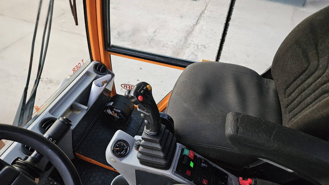 Camion benne Diversen Tiger 4x4 tipper + snow plate: photos 21