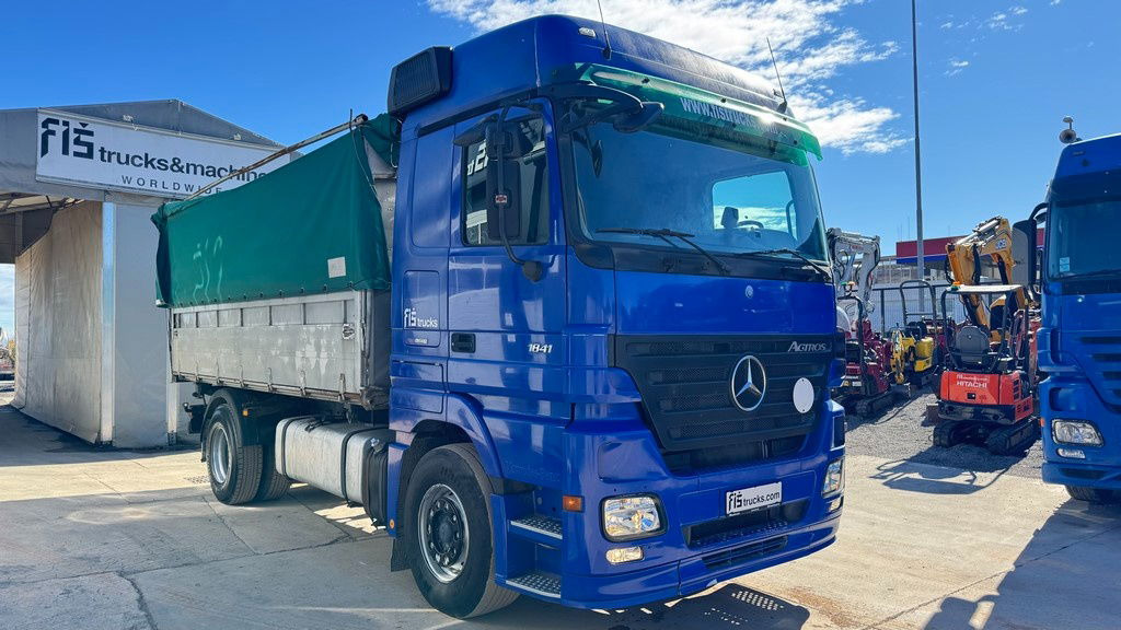 Mercedes-Benz Actros 1841 L 4x2 tipper - tarpaulin - euro 5 - Camion benne: photos 3 Mercedes-Benz Actros 1841 L 4x2 tipper - tarpaulin - euro 5 - Camion benne: photos 3