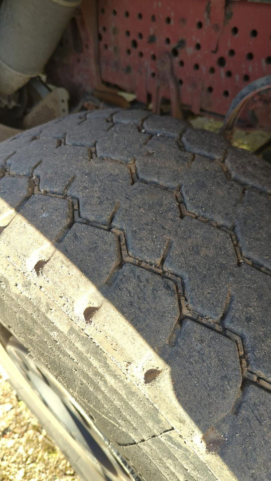 Camion benne Mercedes-Benz Actros 2651 6X4 meiller bordmatic tipper: photos 9 Camion benne Mercedes-Benz Actros 2651 6X4 meiller bordmatic tipper: photos 9