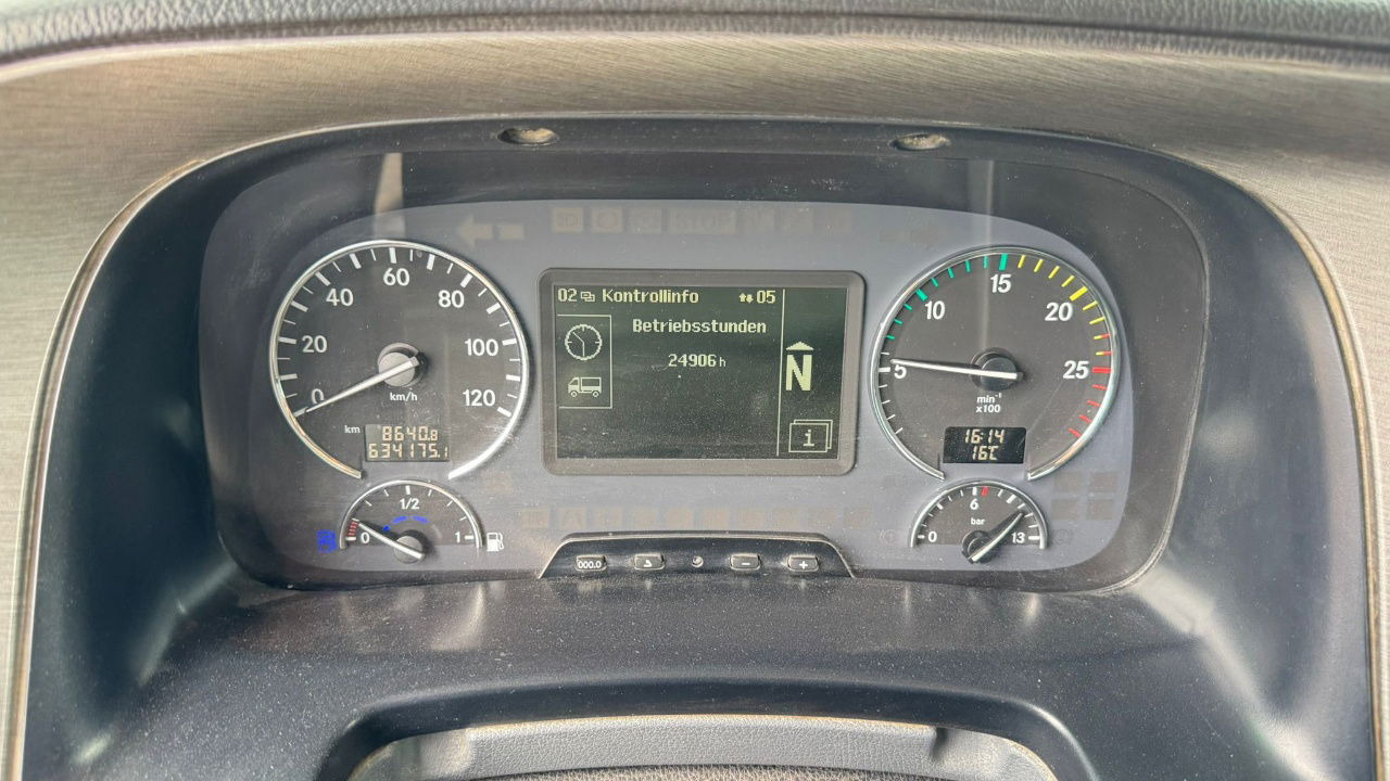 Crédit-bail de Mercedes-Benz Actros 2655 6x4 meiller bordmatic tipper - retarder - V8 Mercedes-Benz Actros 2655 6x4 meiller bordmatic tipper - retarder - V8: photos 22 Crédit-bail de Mercedes-Benz Actros 2655 6x4 meiller bordmatic tipper - retarder - V8 Mercedes-Benz Actros 2655 6x4 meiller bordmatic tipper - retarder - V8: photos 22