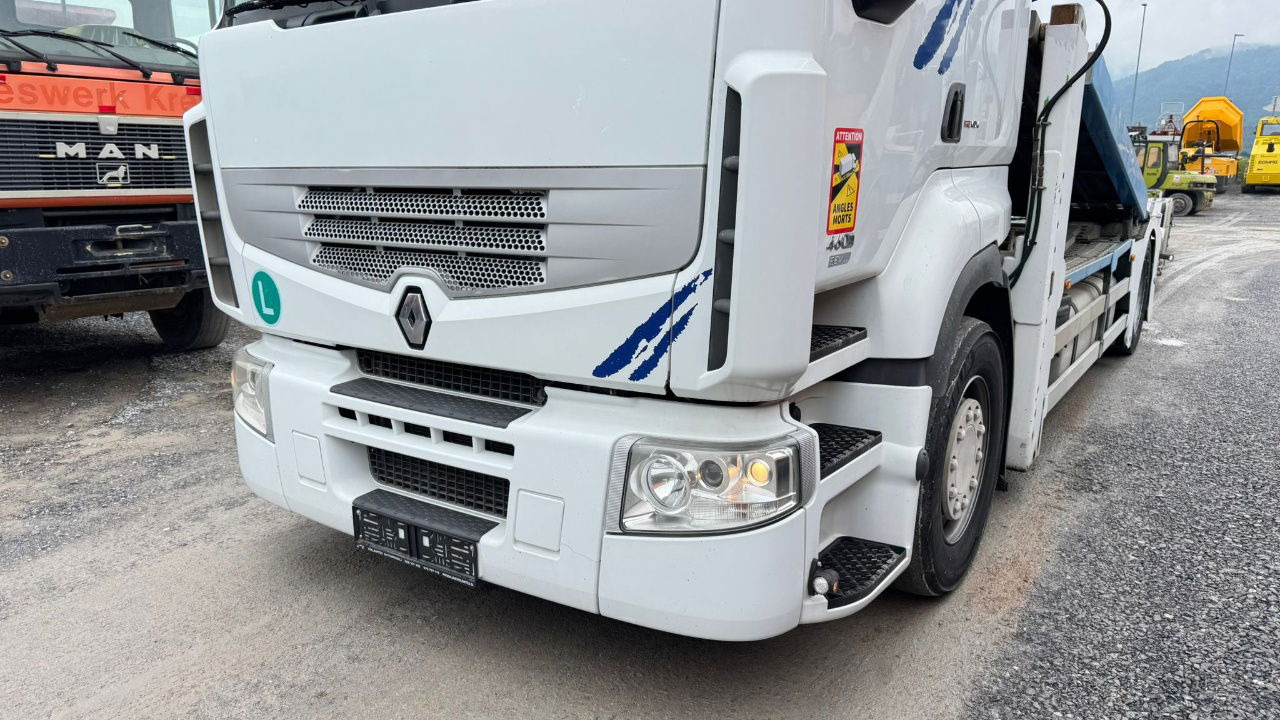 Renault Premium 460 4x2 LKW transporter + rolfo trailer - Camion porte-voitures: photos 2 Renault Premium 460 4x2 LKW transporter + rolfo trailer - Camion porte-voitures: photos 2