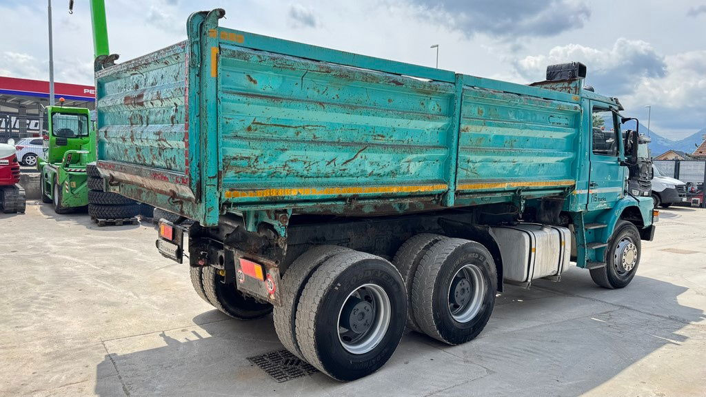 Scania R142-V8 H 6x4 3 sided tipper - full spring - Camion benne: photos 5 Scania R142-V8 H 6x4 3 sided tipper - full spring - Camion benne: photos 5