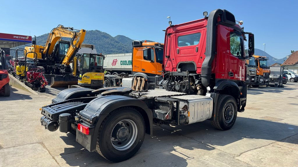 Mercedes-Benz Arocs 1845 HAD 4X4 tractor unit - tipp. hydr. - Tracteur routier: photos 5 Mercedes-Benz Arocs 1845 HAD 4X4 tractor unit - tipp. hydr. - Tracteur routier: photos 5