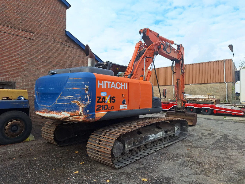 Hitachi ZX210LC-5B - Pelle sur chenille: photos 5 Hitachi ZX210LC-5B - Pelle sur chenille: photos 5
