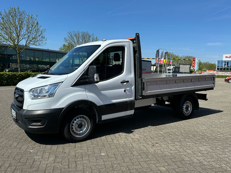 Ford Transit - Utilitaire plateau: photos 2 Ford Transit - Utilitaire plateau: photos 2
