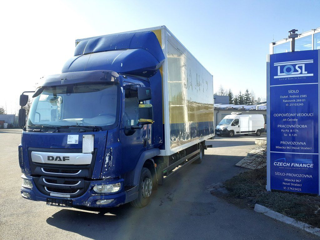 DAF LF 260 FA Motorschaden/engine defect - Camion fourgon: photos 1 DAF LF 260 FA Motorschaden/engine defect - Camion fourgon: photos 1