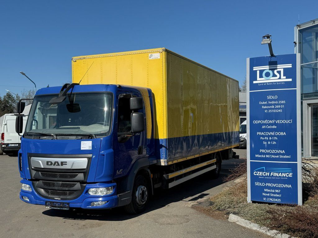 DAF LF250 EURO 6 - Camion fourgon: photos 1 DAF LF250 EURO 6 - Camion fourgon: photos 1