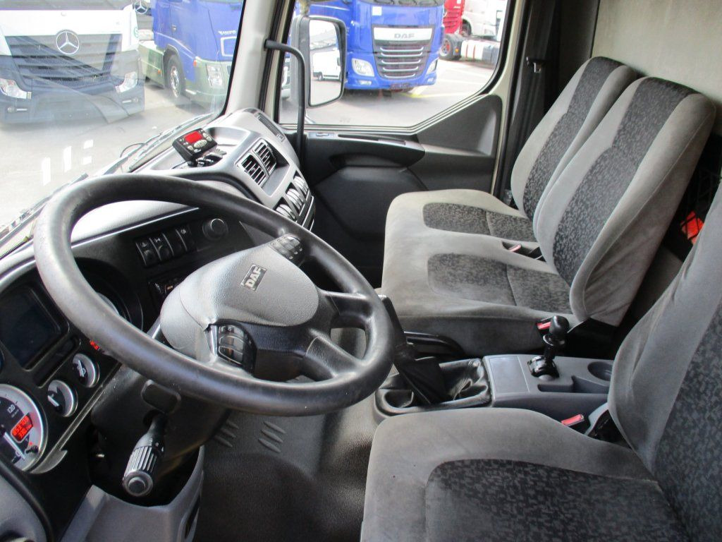 Camion frigorifique DAF LF55.220 EURO 4 Carrier: photos 13