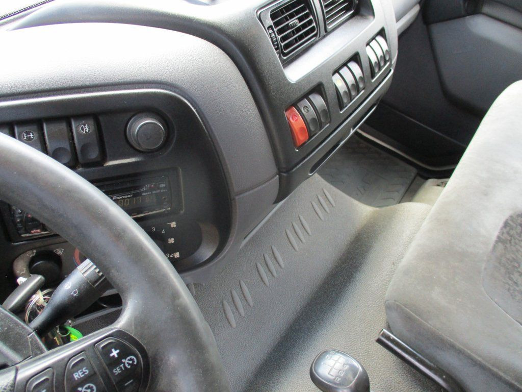 Camion frigorifique DAF LF55.220 EURO 4 Carrier: photos 15