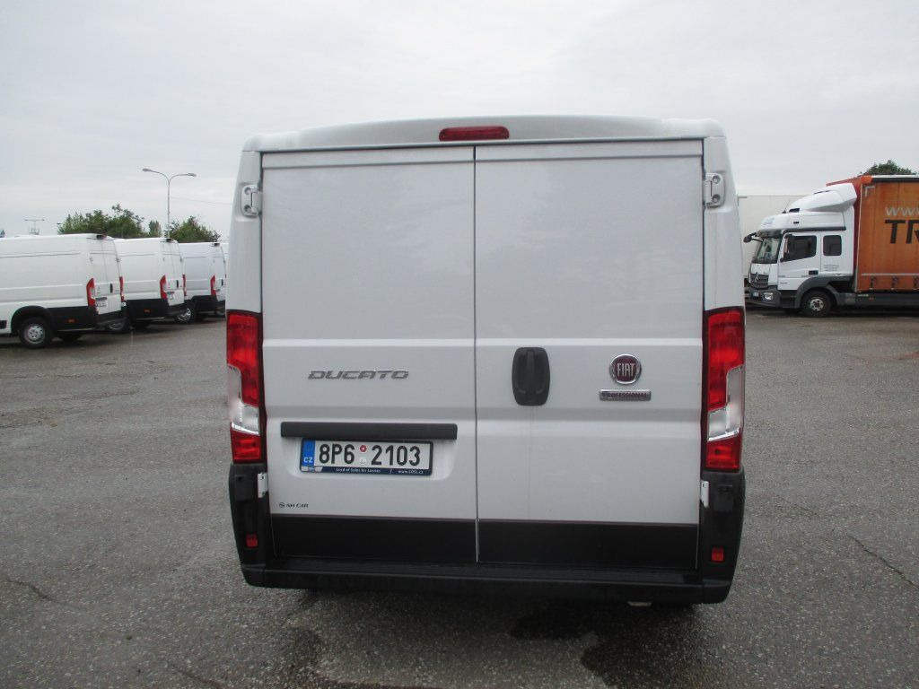 Fiat Ducato L1H1 - Fourgon utilitaire: photos 3 Fiat Ducato L1H1 - Fourgon utilitaire: photos 3