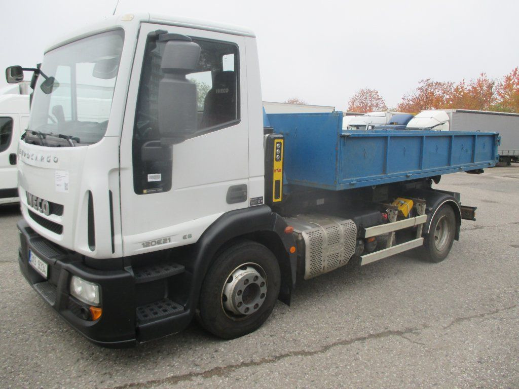 Iveco 120E - Camion ampliroll: photos 1 Iveco 120E - Camion ampliroll: photos 1