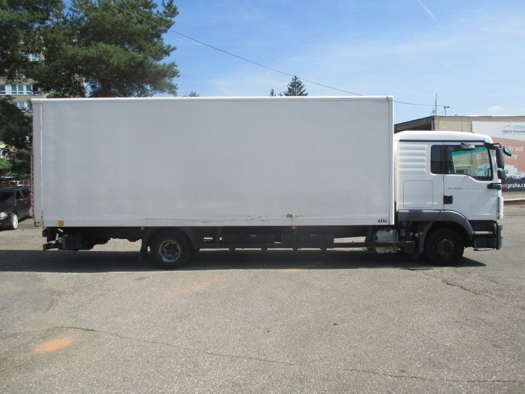 MAN TGL 12.250 MAN TGL 12.220 - Camion fourgon: photos 4 MAN TGL 12.250 MAN TGL 12.220 - Camion fourgon: photos 4