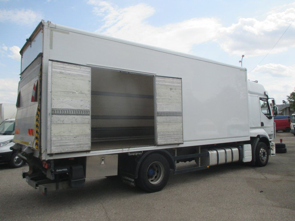 Renault Premium 380 Dxi - Camion fourgon: photos 5 Renault Premium 380 Dxi - Camion fourgon: photos 5