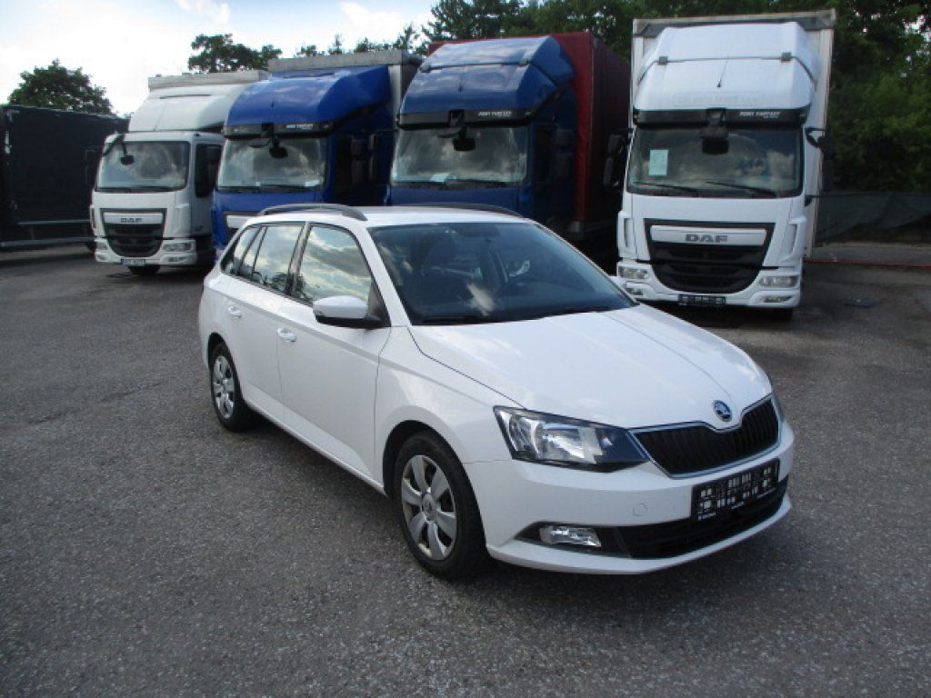 Skoda Ambition - Voiture: photos 1 Skoda Ambition - Voiture: photos 1