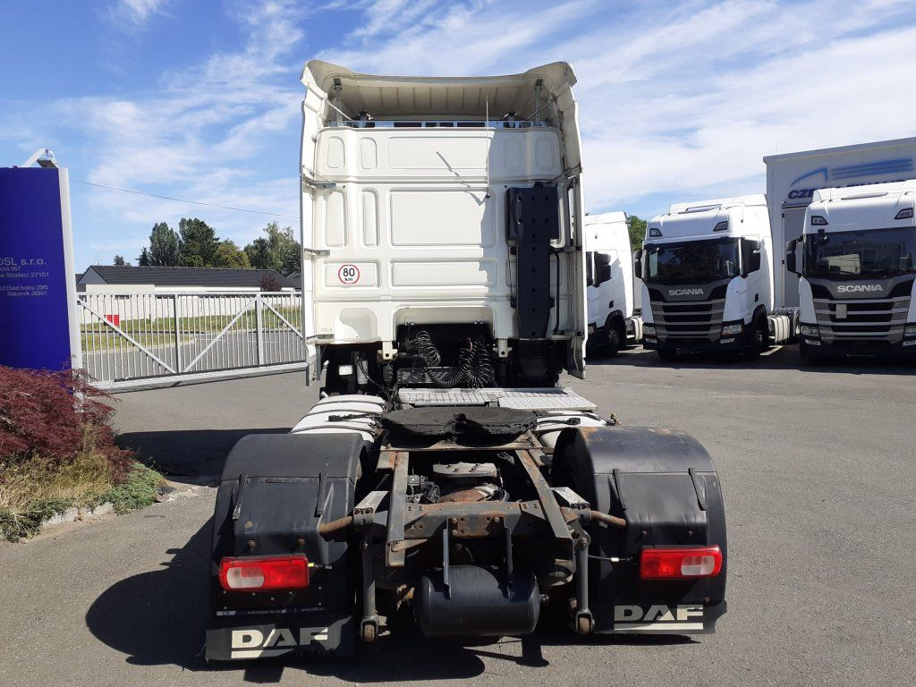 DAF XF105.460 EEV MEGA/lowdeck - Tracteur routier: photos 5 DAF XF105.460 EEV MEGA/lowdeck - Tracteur routier: photos 5