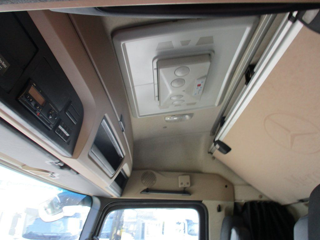 Tracteur routier Mercedes-Benz 1845 Actros EURO 6 MEGA/lowdeck: photos 15