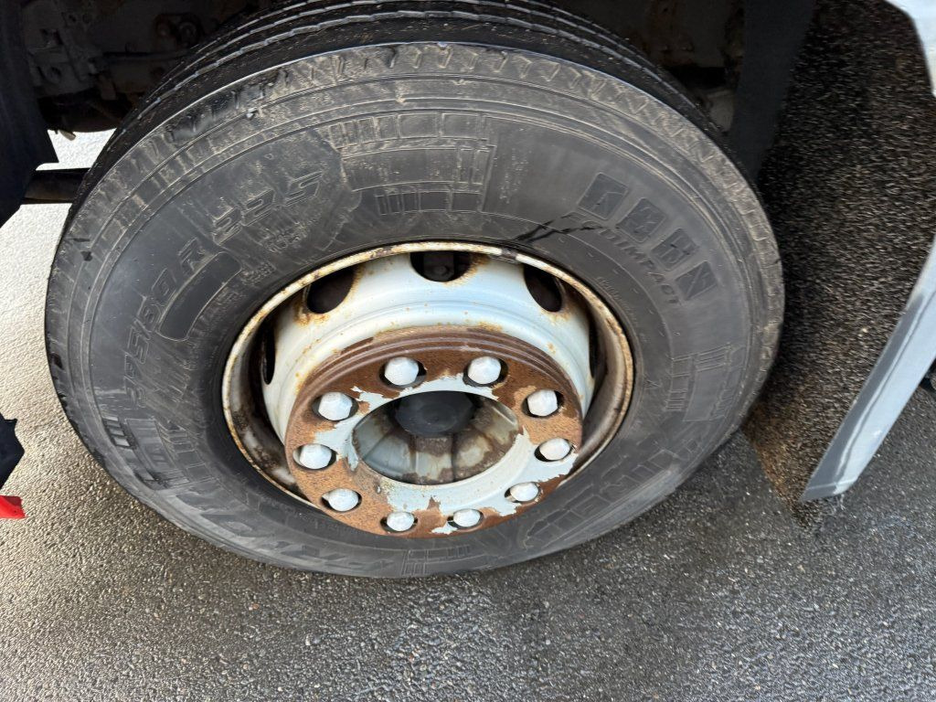 Camion à rideaux coulissants Volvo FM260 EURO 3: photos 7