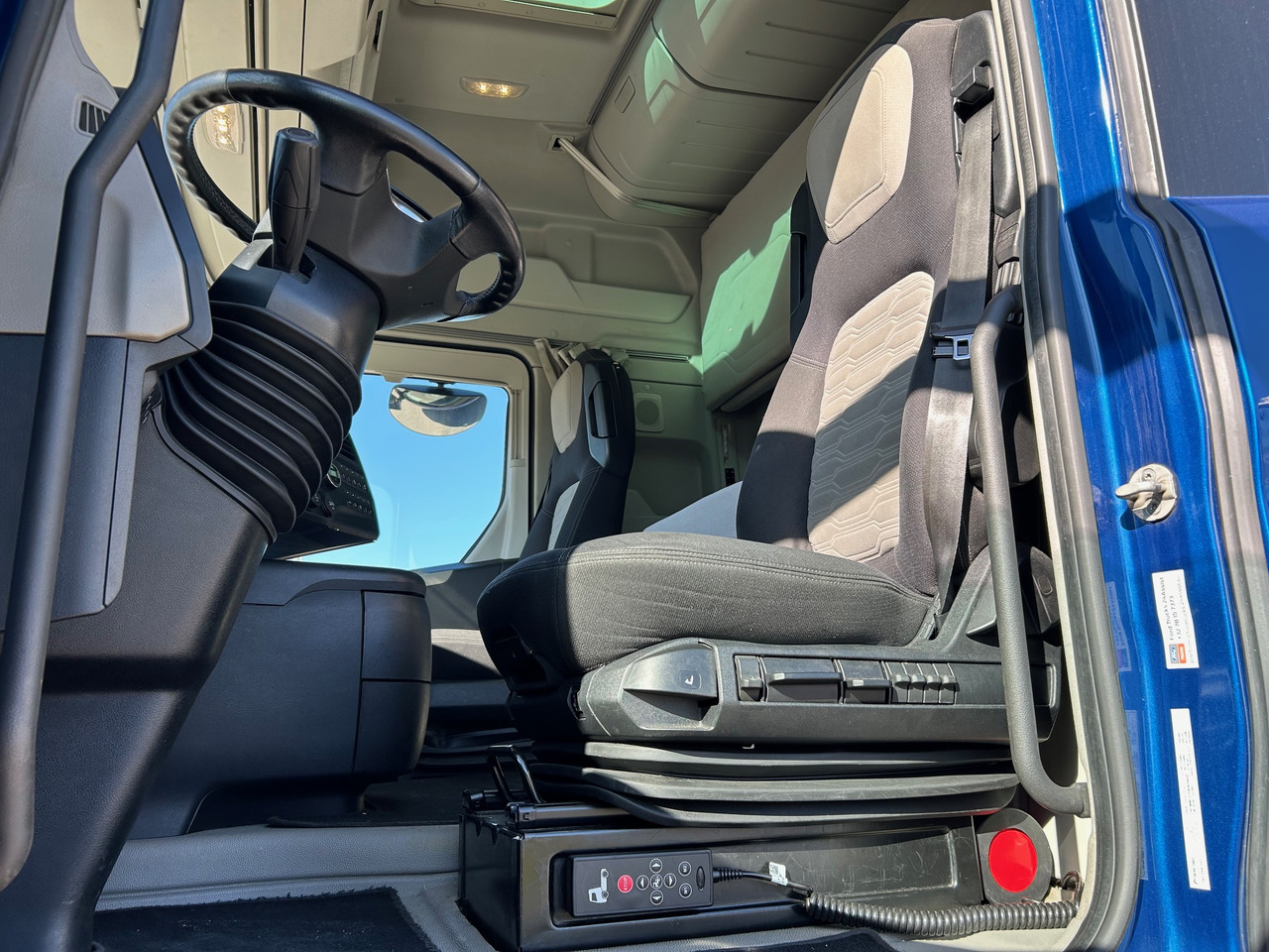 Tracteur routier FORD F-MAX 500 / ACC / LED / STANDARD / 2021: photos 9