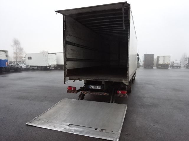 DAF LF 55 280 // broken engine - moteur cassé ! - Camion fourgon: photos 4 DAF LF 55 280 // broken engine - moteur cassé ! - Camion fourgon: photos 4