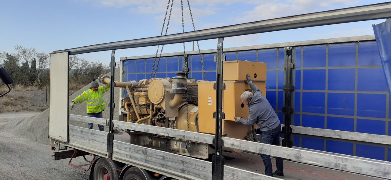 Crédit-bail de CATERPILLAR 3508 1100 kVa CATERPILLAR 3508 1100 kVa: photos 14