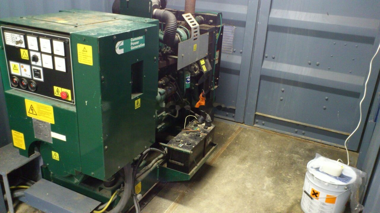 Cummins 88 kVA - Groupe électrogène: photos 1 Cummins 88 kVA - Groupe électrogène: photos 1