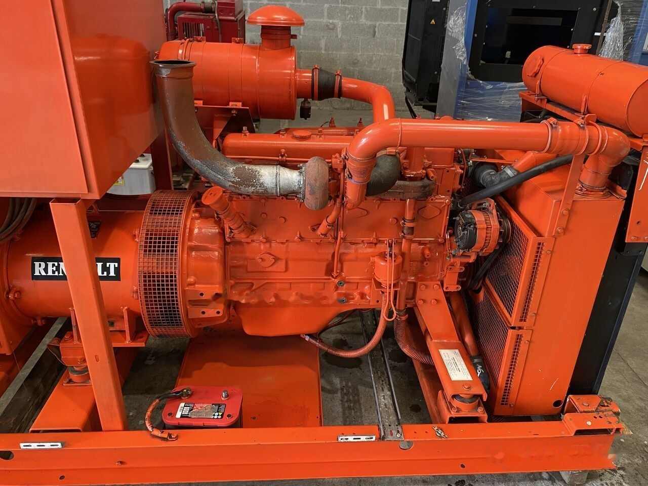 Renault 115 kVa diesel - Groupe électrogène: photos 3 Renault 115 kVa diesel - Groupe électrogène: photos 3