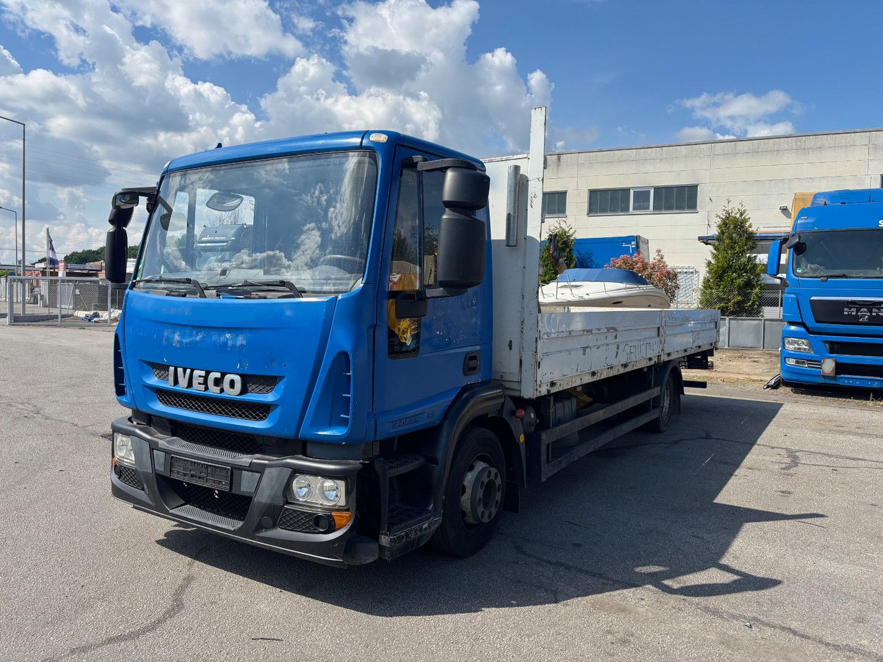 Iveco ML125E25 7.1m Retarder - Camion plateau: photos 3 Iveco ML125E25 7.1m Retarder - Camion plateau: photos 3