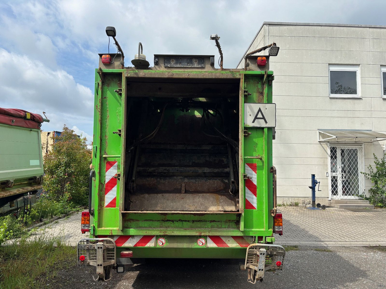 Benne à ordures ménagères Mercedes-Benz 2532L EU5/Zöller Schüttung/VarioPress/Blatt-Luft: photos 7