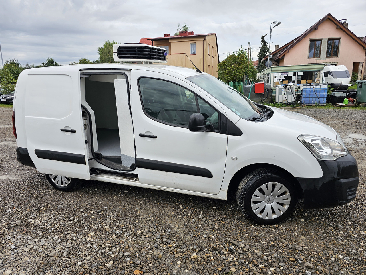 CITROËN Berlingo long chlodnia mroznia carrier Klima EURO6 - Utilitaire frigorifique: photos 2 CITROËN Berlingo long chlodnia mroznia carrier Klima EURO6 - Utilitaire frigorifique: photos 2